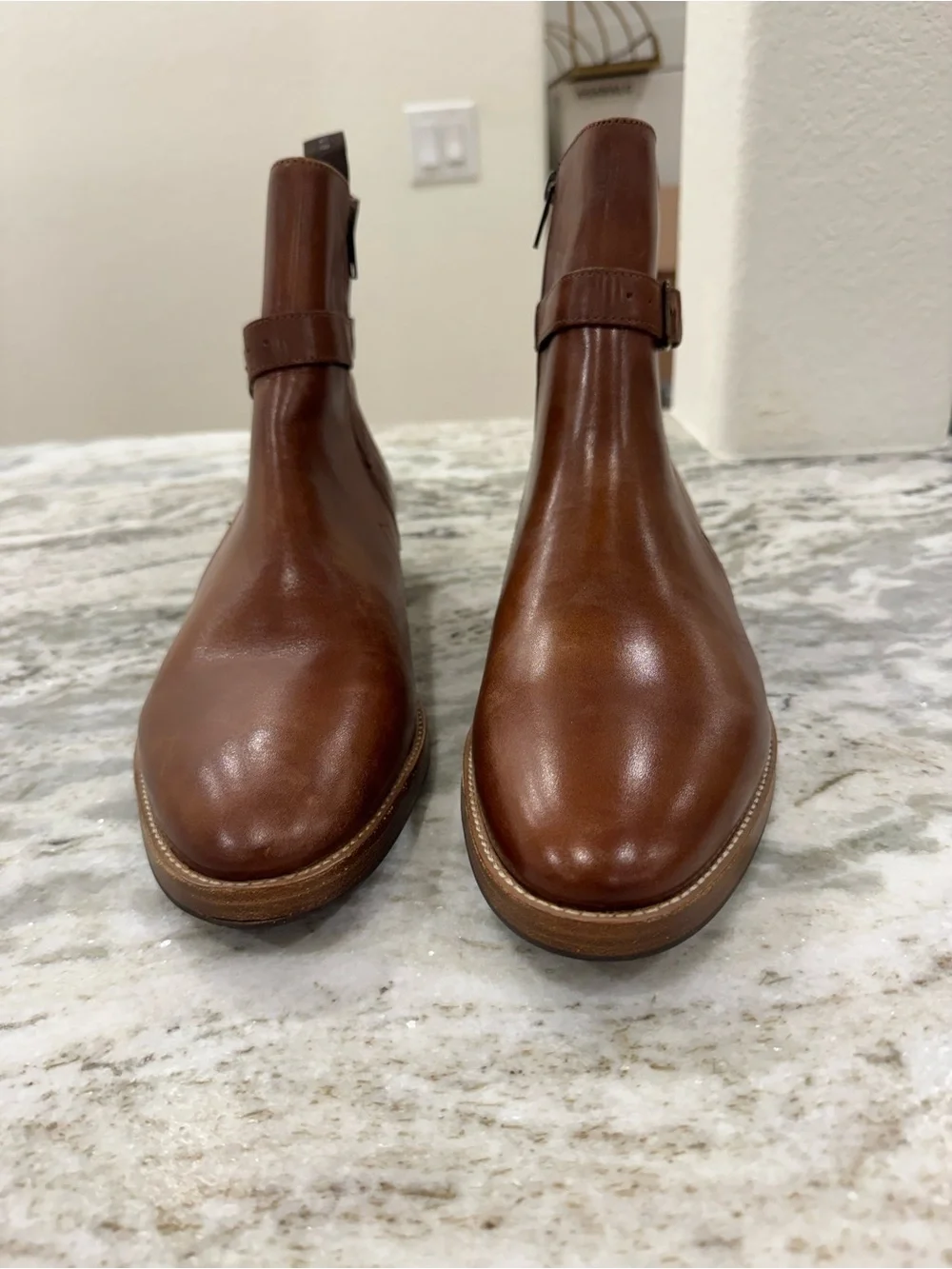 New Republic sleek brown